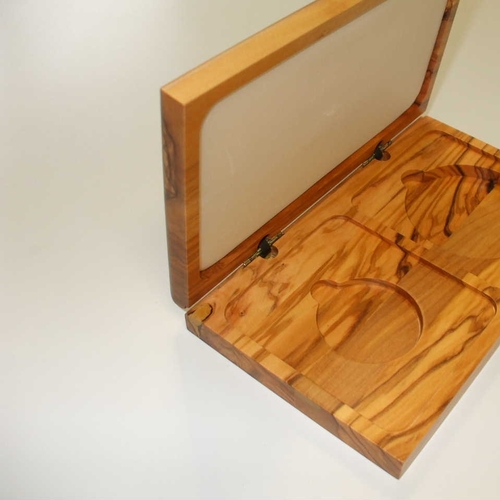 Box in legno olivo